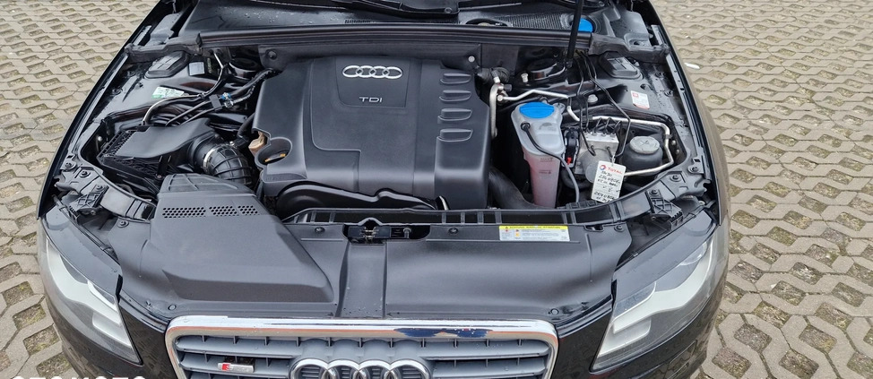 Audi A4 cena 37800 przebieg: 265000, rok produkcji 2011 z Radom małe 92